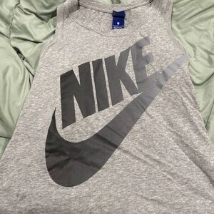 Women’s Nike futura Gray graphic workout Tank Top ombré large logo sz small